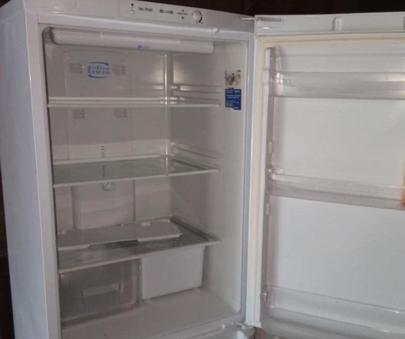 Срочно продам холодильник