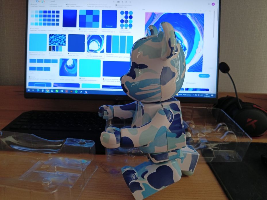 BEARBRICK от компании BAPE