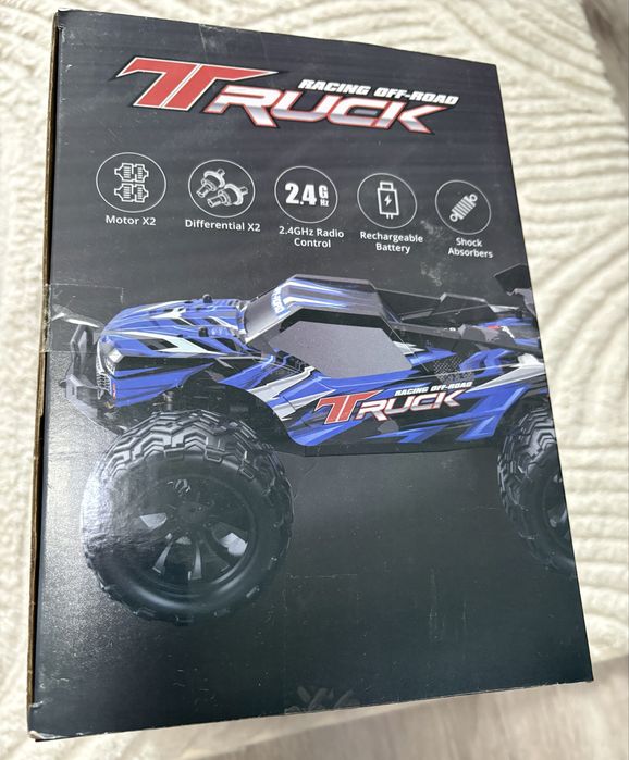 Masina cu telecomanda