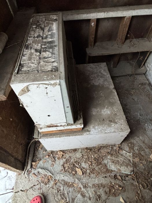 Прадается морозильная камера