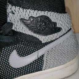 Jordan 1 Retro, masura 40