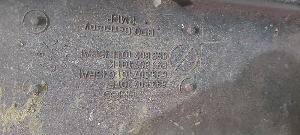 Бампер передний ауди 90