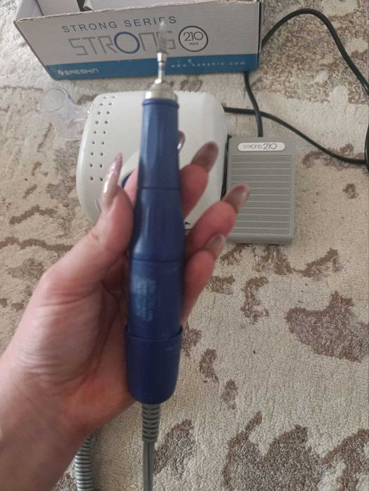 Аппарат для маникюра Strong 210 (Новый)