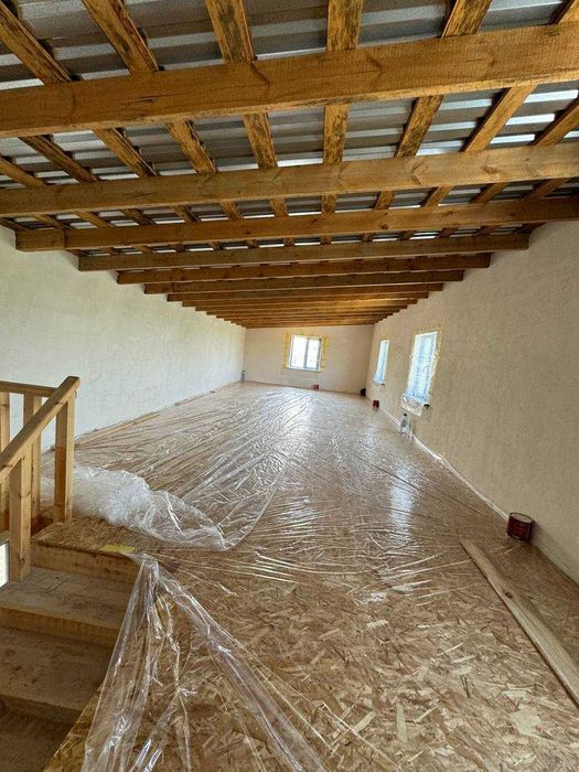 Pena sepish utepleniya uy tom, lomboz, mansarda cherdak, angar, sklad