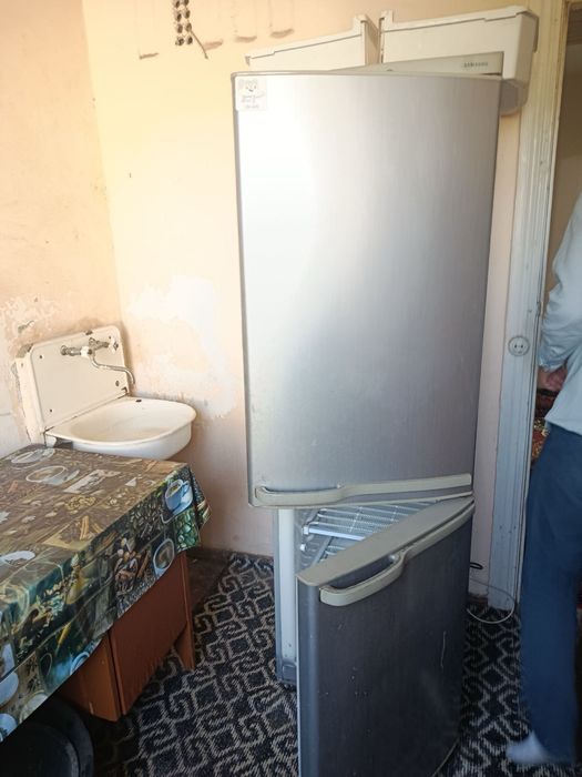 4 каватли домнинг 3 каватида 2 хонали квартира ижарага берилади