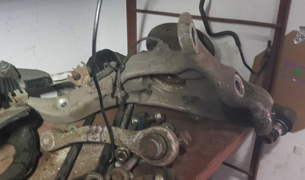 Planetara Fuzeta Cardan Grup Perna Brat bascula Disc etrier BMW X5 E70