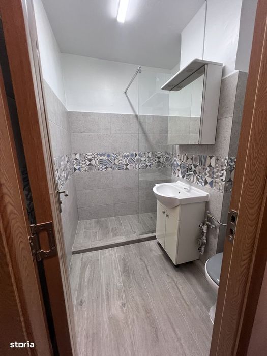 Apartament de închiriat.