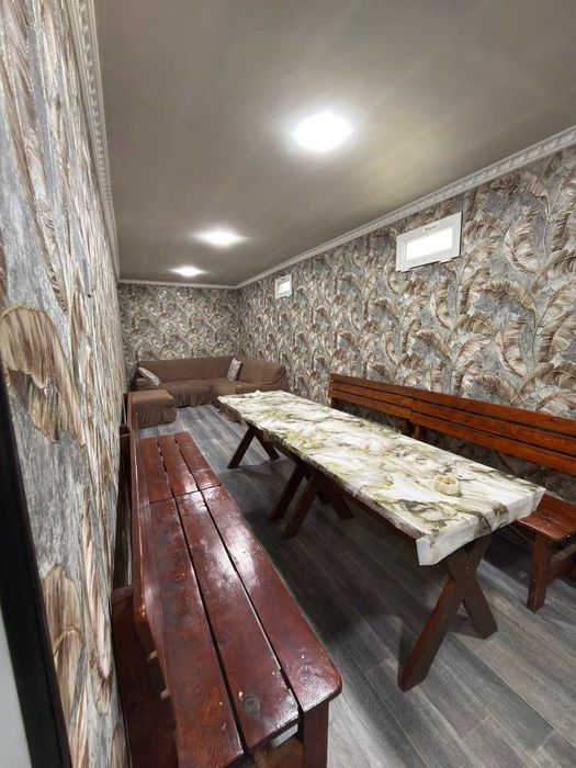 Fargonada dacha, basseyn va hammom, centrdan yaqin