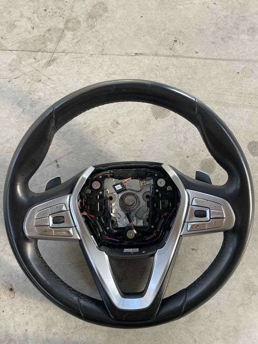 Volan sport cu padele + incalzire Bmw seria 5 G30, 6 G32, 7 G11, 8 G14