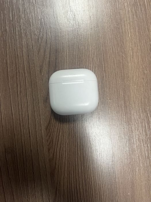 Airpods 4 оригинал