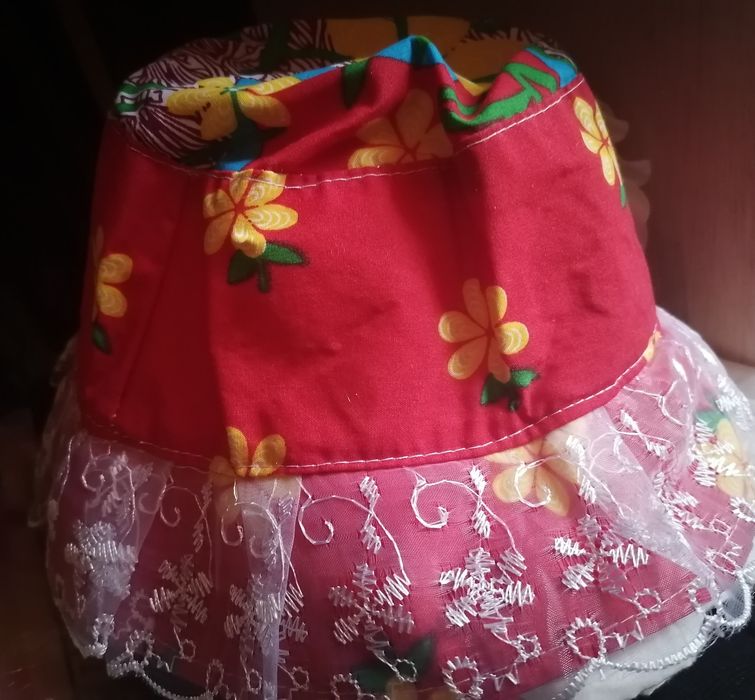 Шляпки/панамки девочке 4-8л новые 2шт