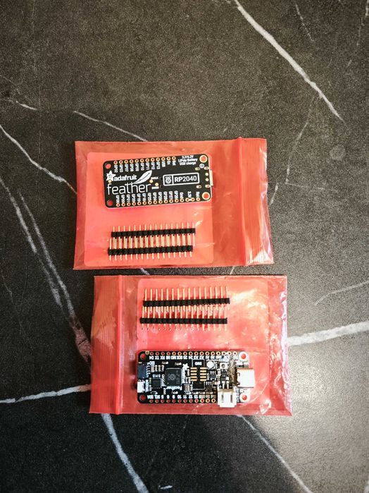 Adafruit Feather RP2040 Microcontroller Board USB-C – 4884