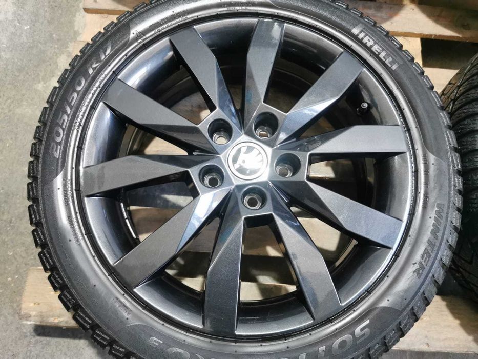 Jante Originale Skoda Octavia III . R 17 cu anvelope de iarna