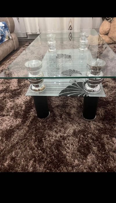 Masă de sticlă i