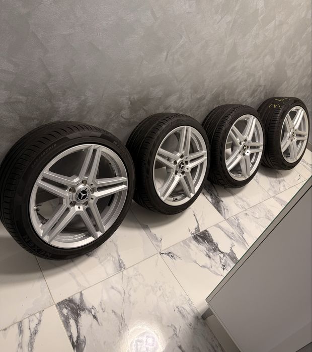 Mercedes Джанти 18 с летни гуми
