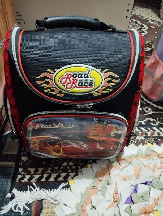 Продаётся школьный рюкзак