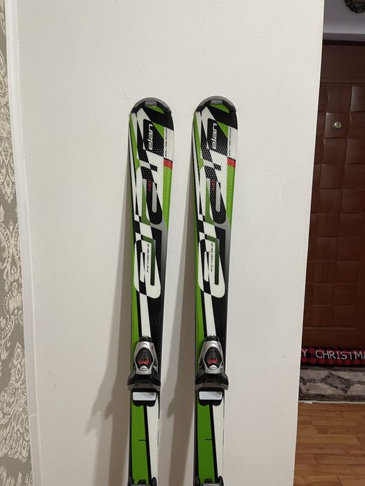 Schiuri 140 cm  skiuri elan