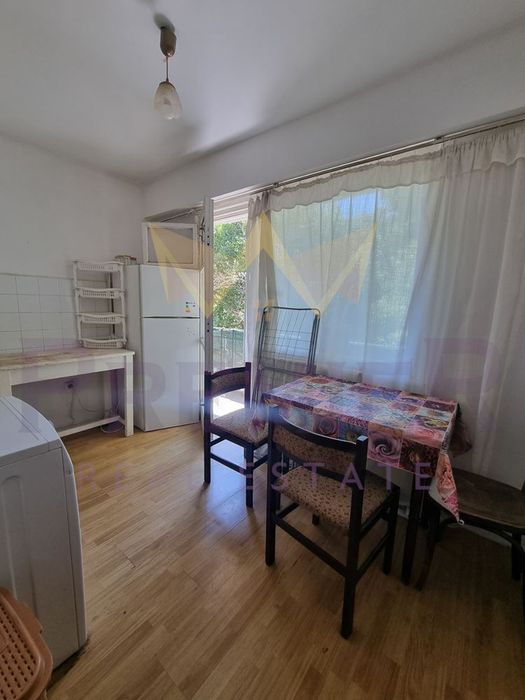 Дава се под наем Двустаен апартамент в Варна, Левски - 40 кв.м за 255 € - Снимка #1