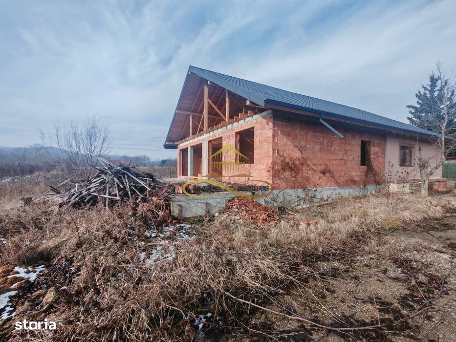 Casa de vanzare in Luncani