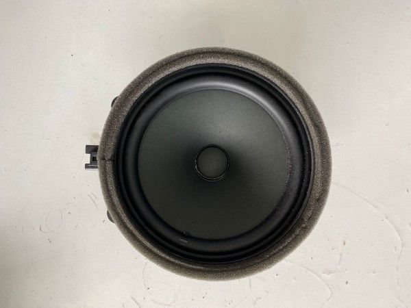 Boxa difuzor audio Volvo XC90 XC60 S60 V60 S90 2018+ 31350425