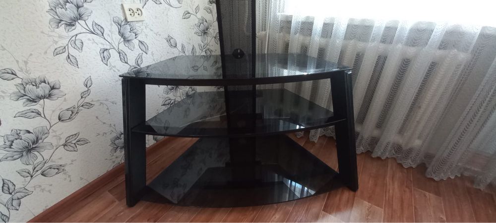 Продам подставку под телевизор