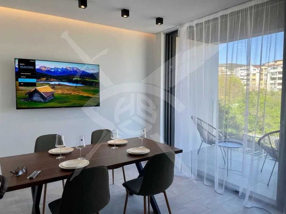 Дава се под наем Двустаен апартамент в Варна, Чайка - 70 кв.м за 1000 € - Снимка #1