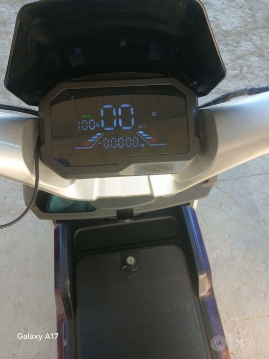Скутер 6 та акумляторли