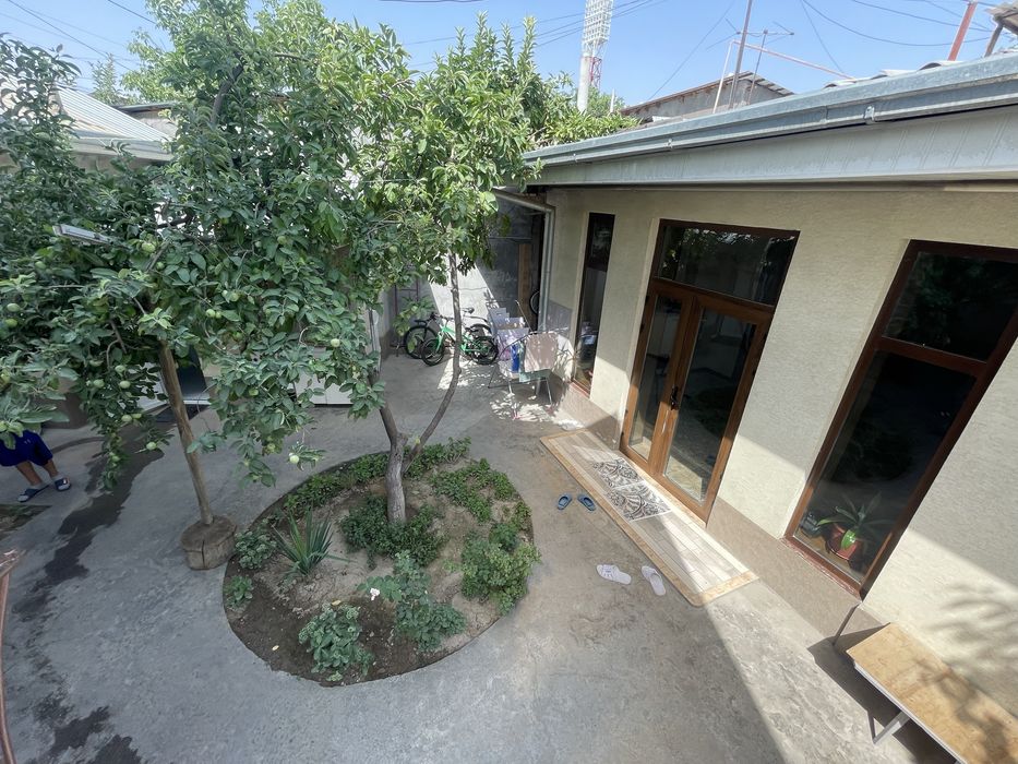 Uy sotiladi 1.7 sotix