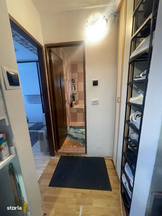 Apartament cu 3 dormitoare, 49.45 mp, etaj 1, zona 1 Mai