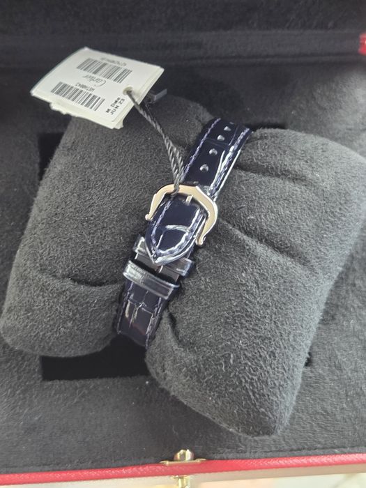 Cartier Tank новые оригинал