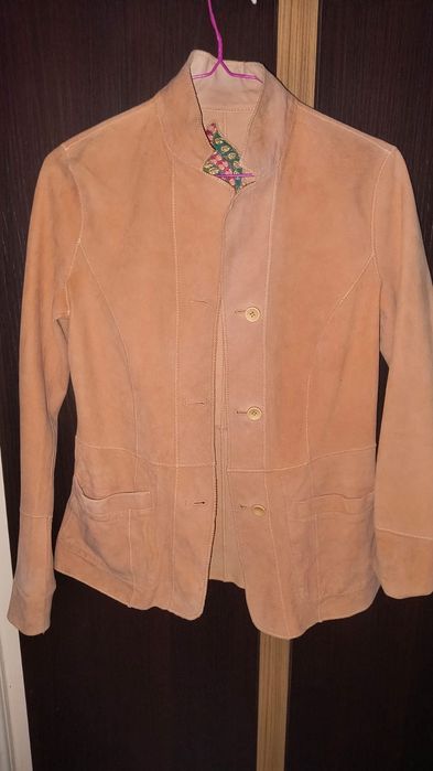 Jachă din  piele de mănușă