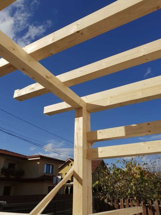 Constructii acoperis nou, sisteme pluviale, reparatii acoperisuri