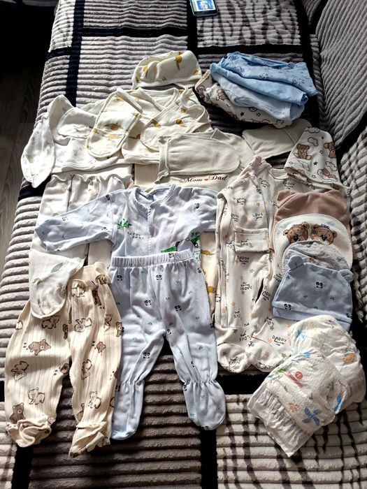Продам детские вещи
