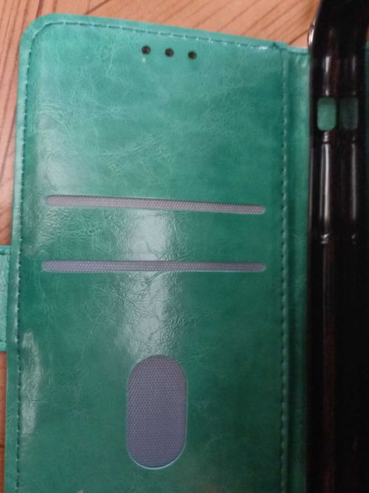 Чехол на телефон универсальный и на Айфон 7