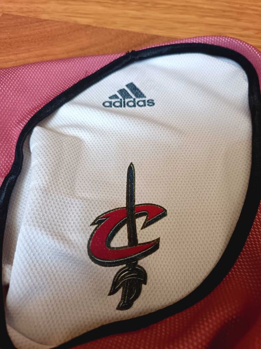 Vând maieu de baschet NBA