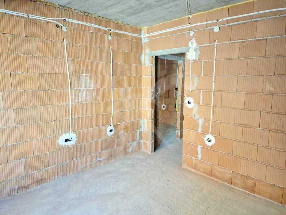 Дава се под наем Тристаен апартамент в Пловдив, Тракия - 98 кв.м за 123000 € - Снимка #6