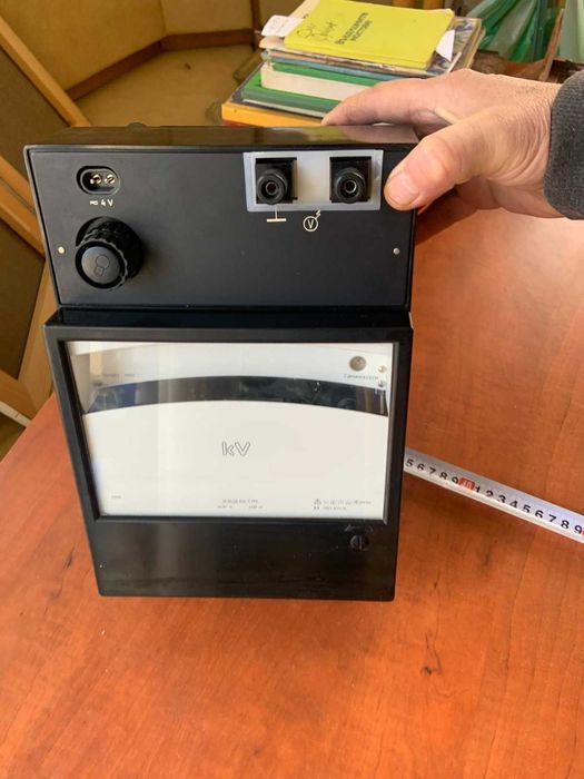 Измервателни уреди галванометър ампермер волтмер и др.