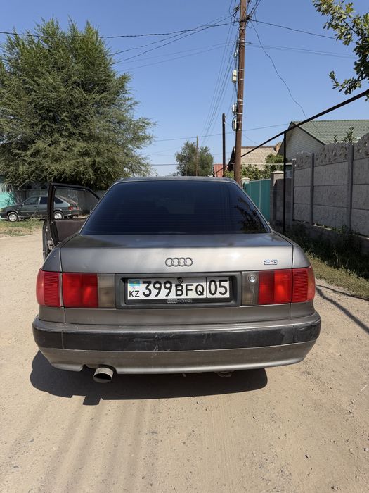 Продам Audi 80 в хорошем состоянии