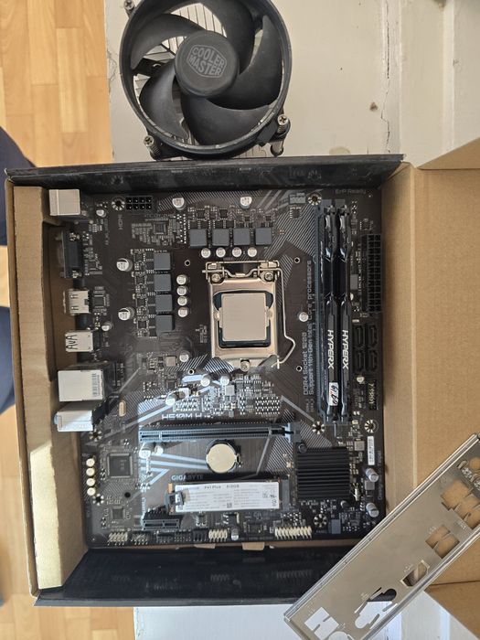 Сотилади материнка h510+озу+m2+corei5+cooler
