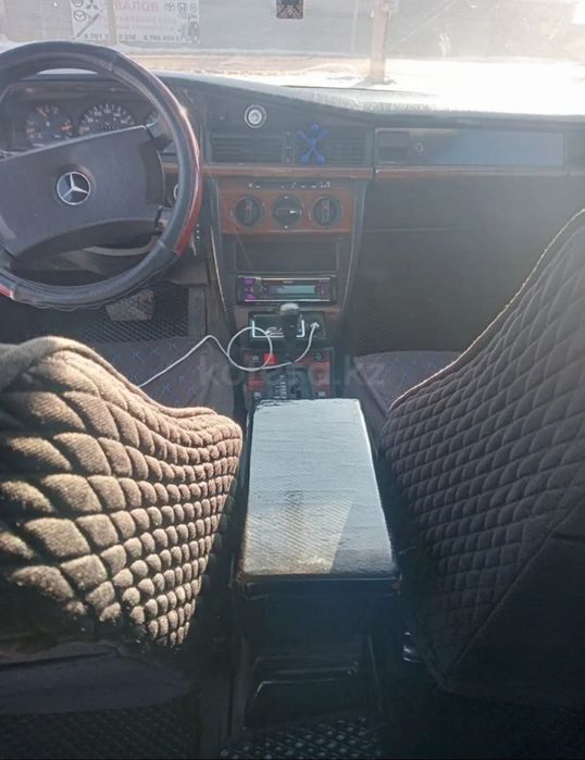 Мерседес190 продается