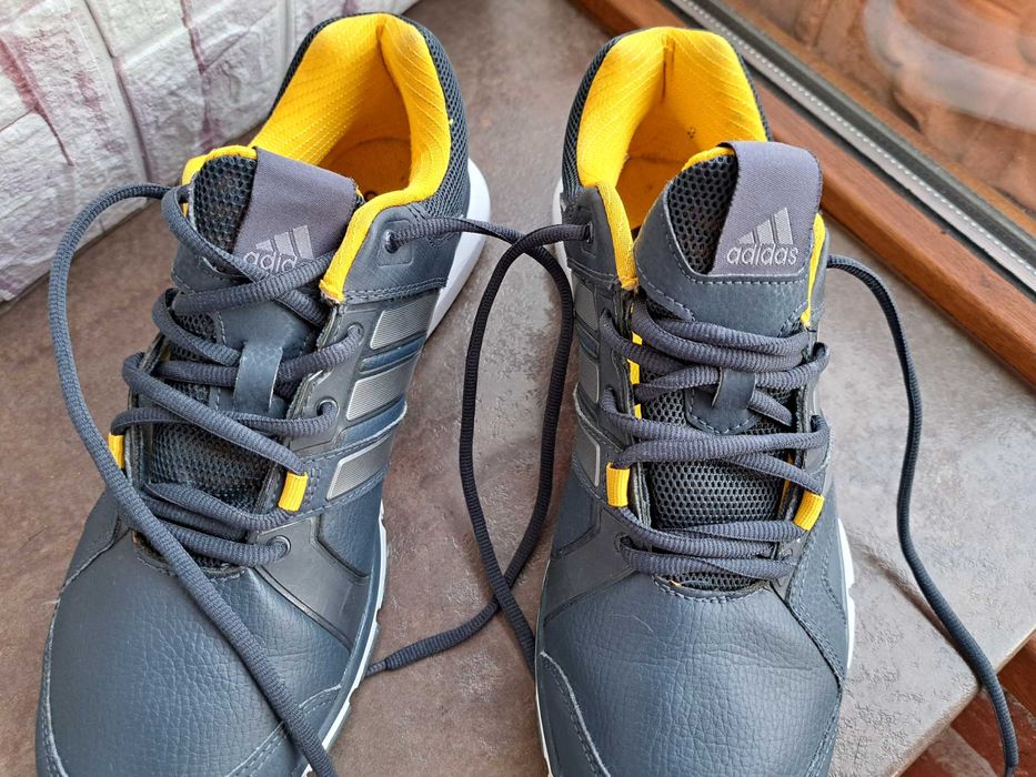 мъжки маратонки,кецове,спортни обувки,ном42,5 Adidas,адидас