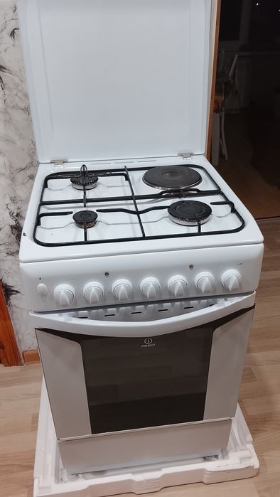 Indesit газовая плита