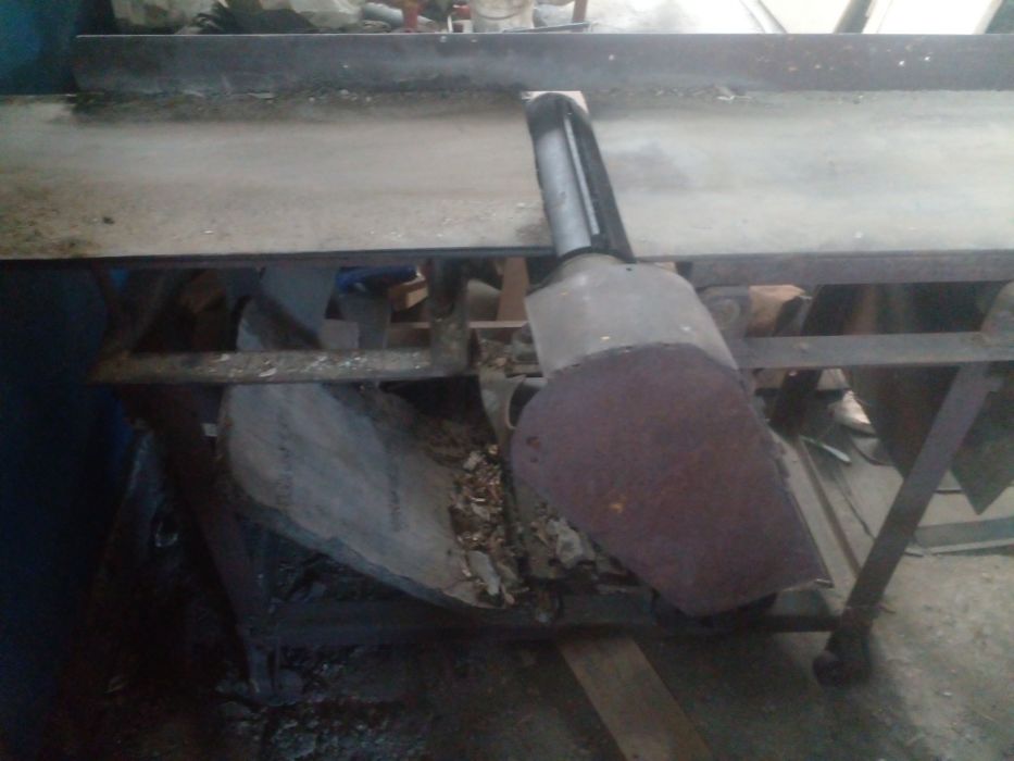 Фуганок с подвижным столом