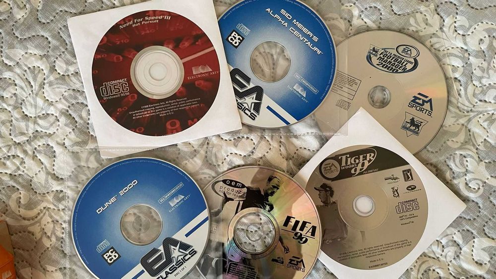 Jocuri retro pe CD originale