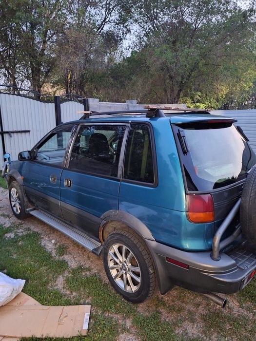 Продается  RVR 1997 г