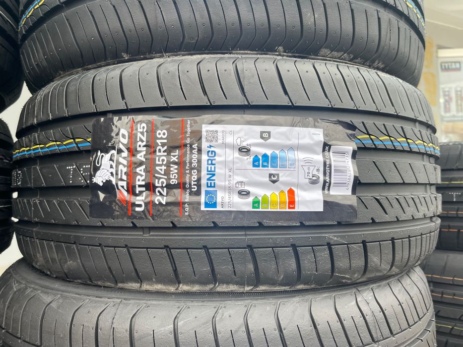 225/45 R18 95W XL Arivo лятна гума