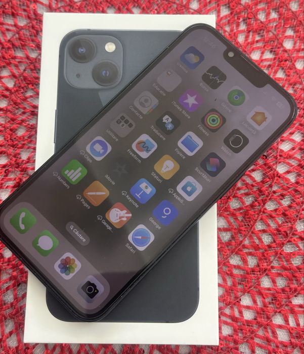 Iphone 13 impecabil