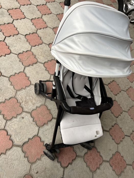 Коляска Чикко б/у