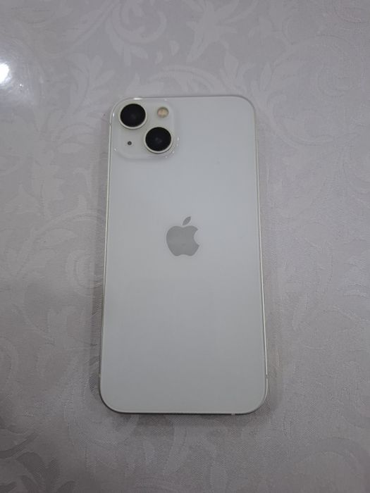 Продам IPhone 13