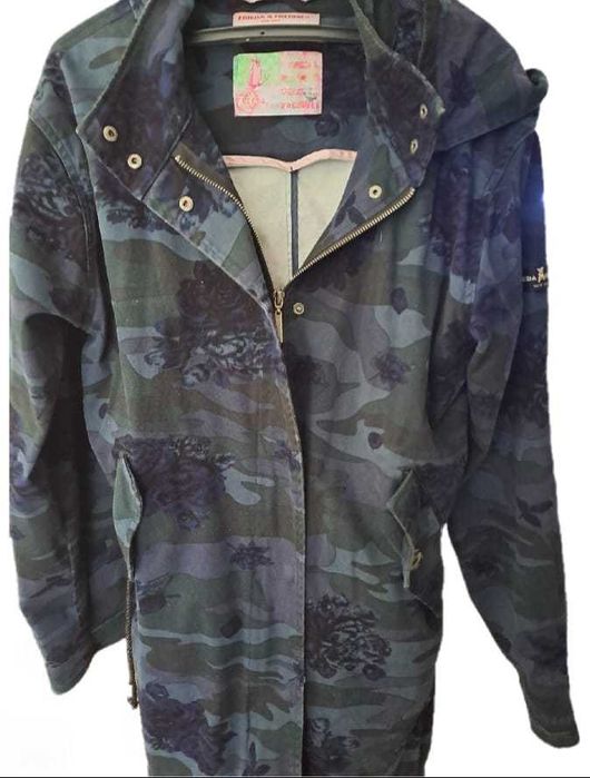 Дамско марково яке